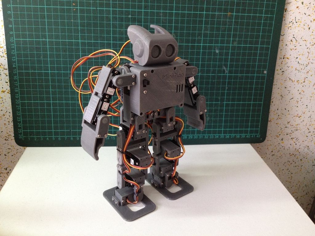Robot project. Робот гуманоид на ардуино. Робототехника ардуино. Человекоподобный робот на ардуино. Робот шагоход на 3д принтере.