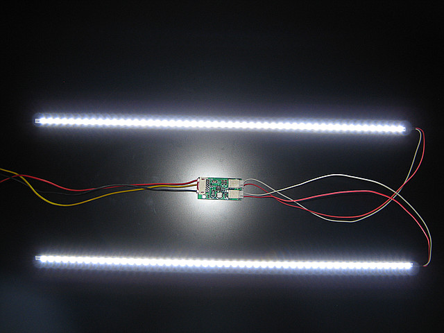 Подсветка жк экрана. CCFL лампы подсветки монитора. CCFL лампа подсветки для le26r82b. CCFL лампа подсветки матрицы. CCFL лампы 1005 мм.
