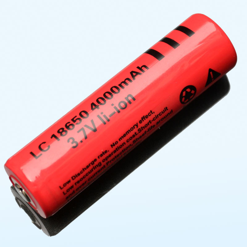 Фонари батарейки или аккумуляторы. Аккумулятор 18650 3.7v 5800mah. Аккумулятор 5 вольт для фонарика. Аккумулятор для фонарика 3.7v. Батарейки для фонарика 18650.