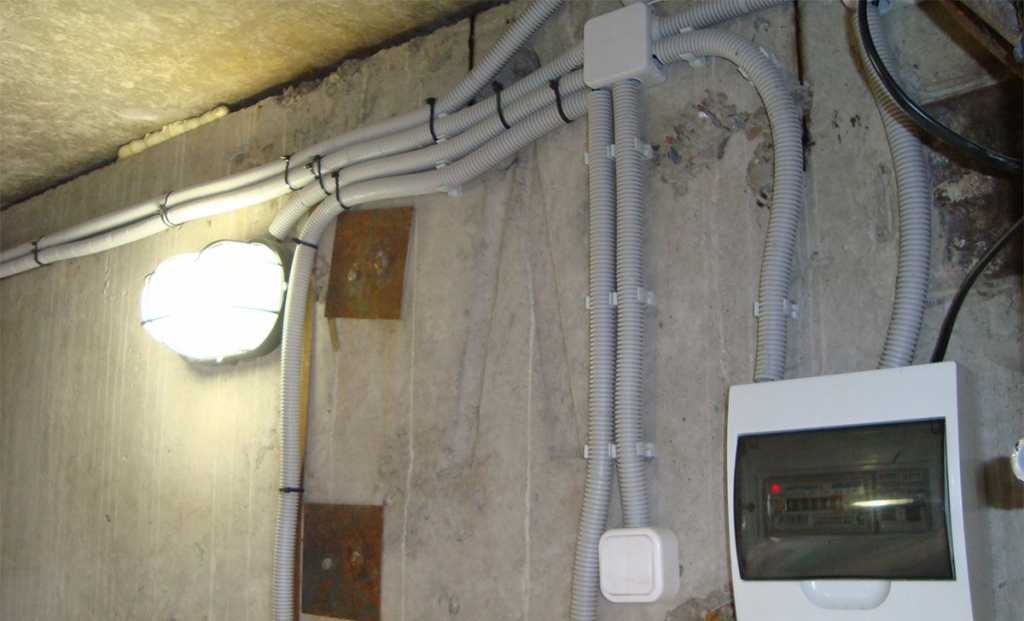 Электропроводка в гараже фото