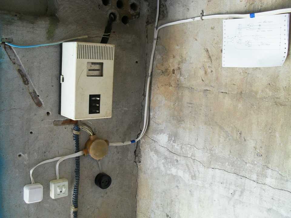 Электропроводка в гараже фото