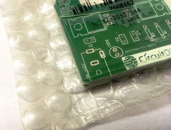 Bubbled packing for PCBs from JLCPCB