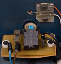 Предварительный аудиоусилитель: схема, плата, технология изготовления корпуса и карданных регуляторов