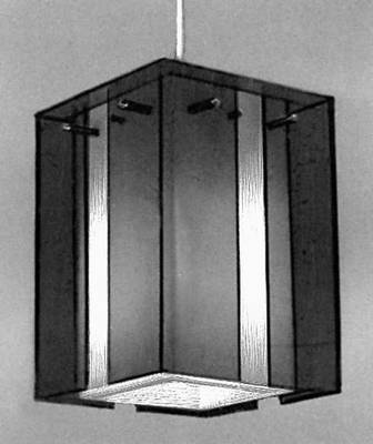 Светильник, предназначенный для общего освещения в жилых помещениях. Источником света служит лампа накаливания.