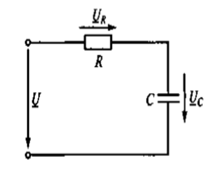 Конденсатор подключен к источнику напряжения