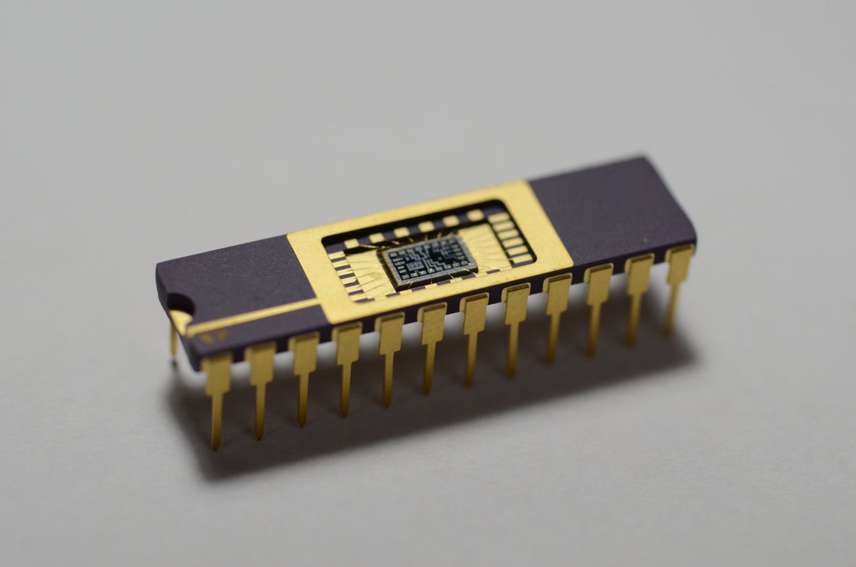 Гибридные интегральные. ИМС микросхемы. ИМС с2003. Ic1 чип микросхема. Бескорпусные Интегральные микросхемы.