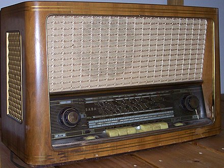 440px SABA Radiogeraet